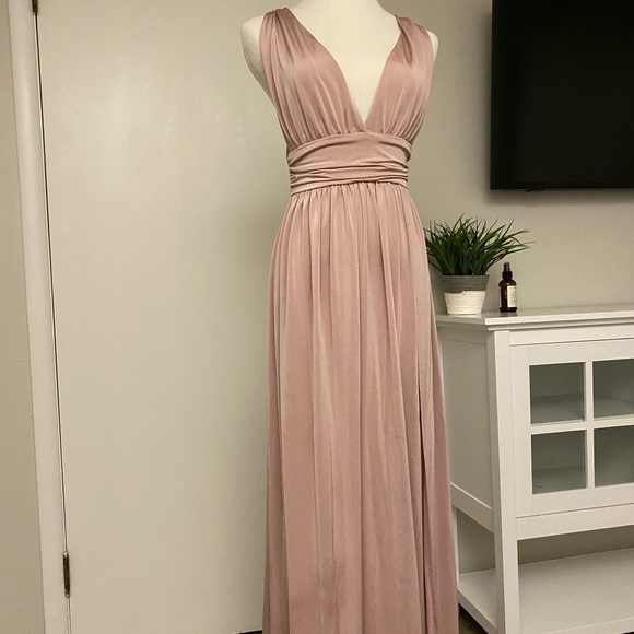 Beautiful blush dress - Picture 1 of 4
